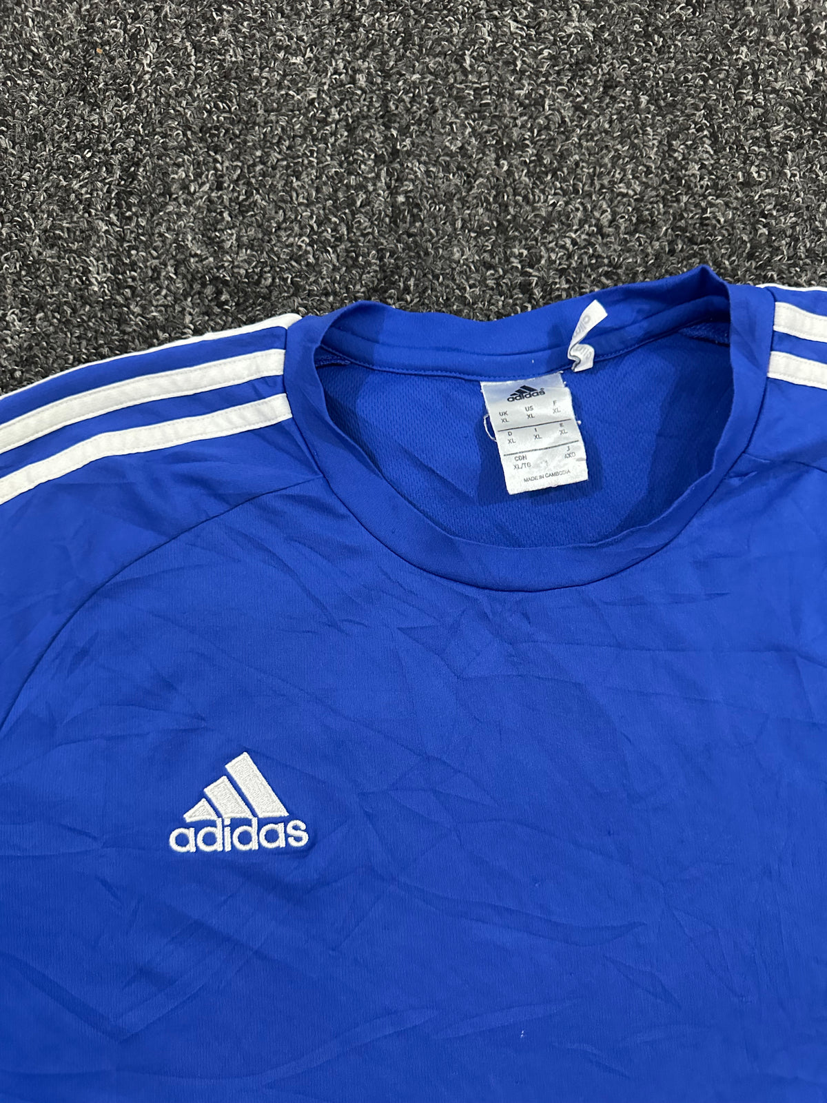XL shirt