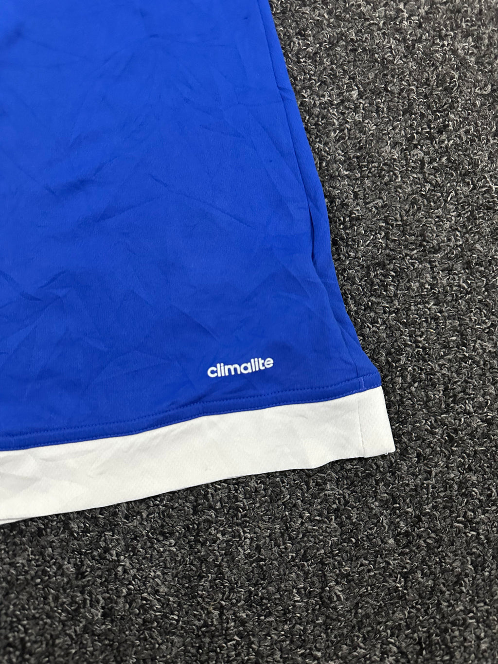 XL shirt